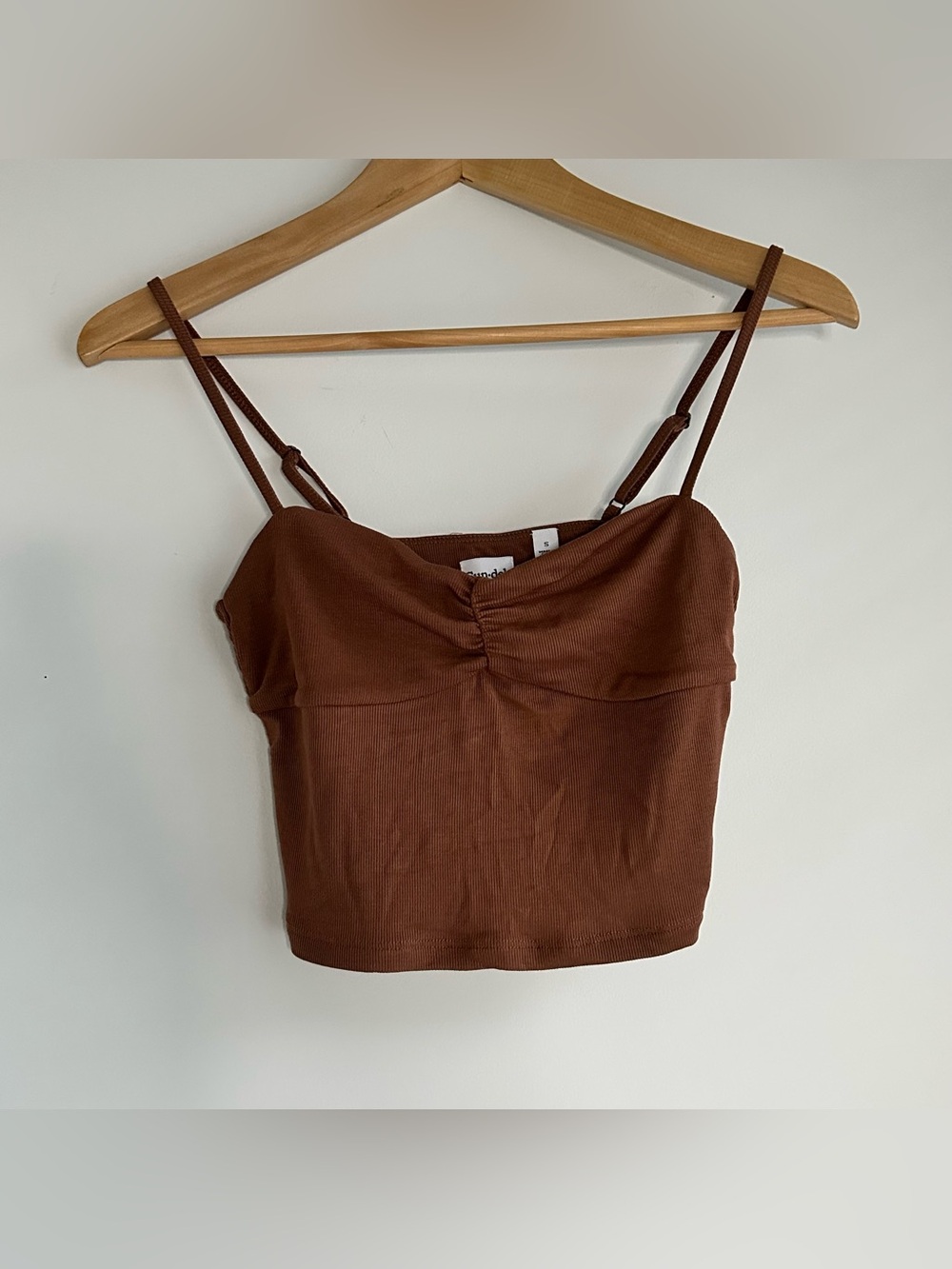 Sun-Deh Brown Ribbed Spaghetti Strap Crop Top S